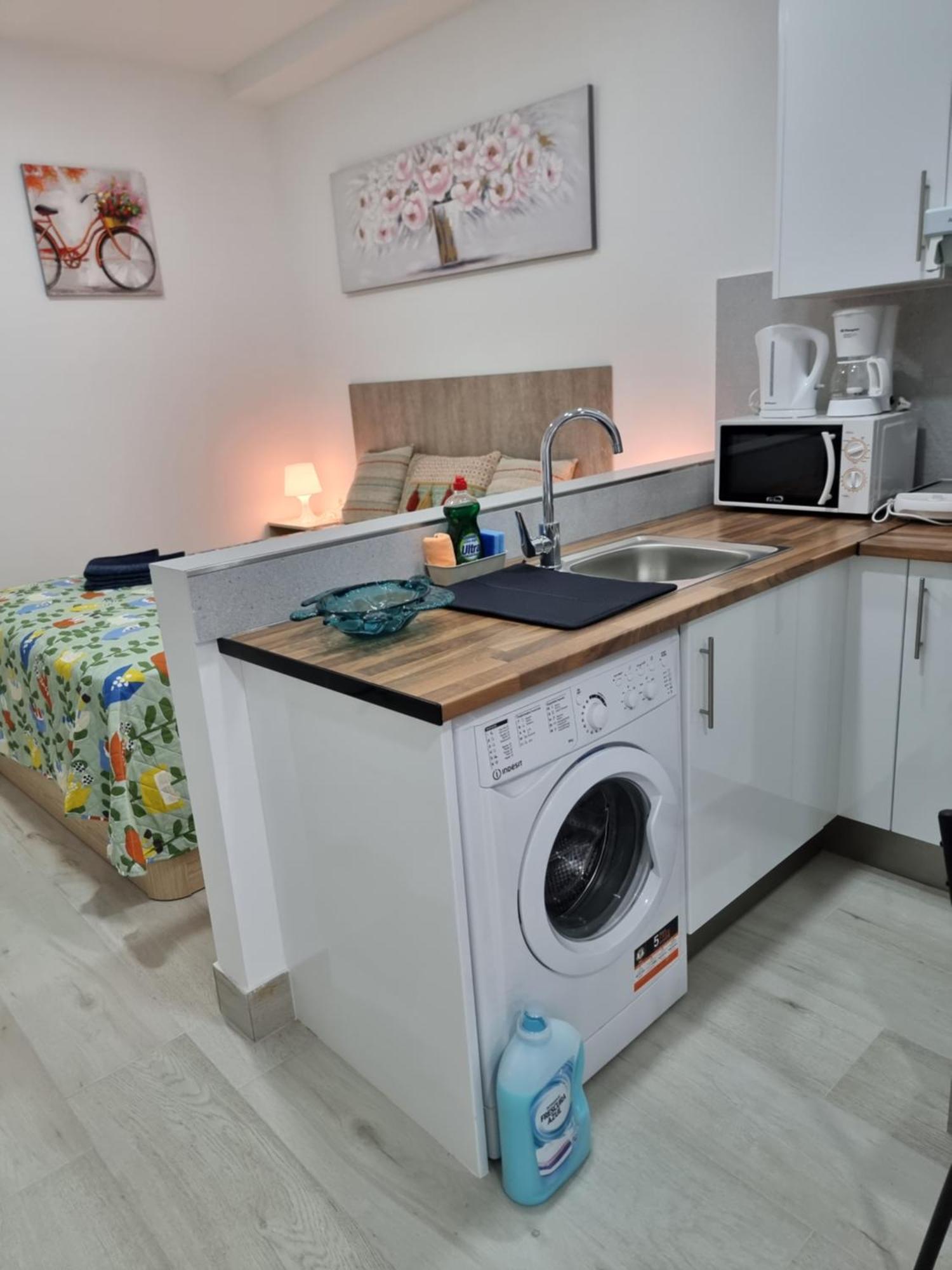 Apartamentos Zanca City Center Free Luggage Storage 马拉加 外观 照片