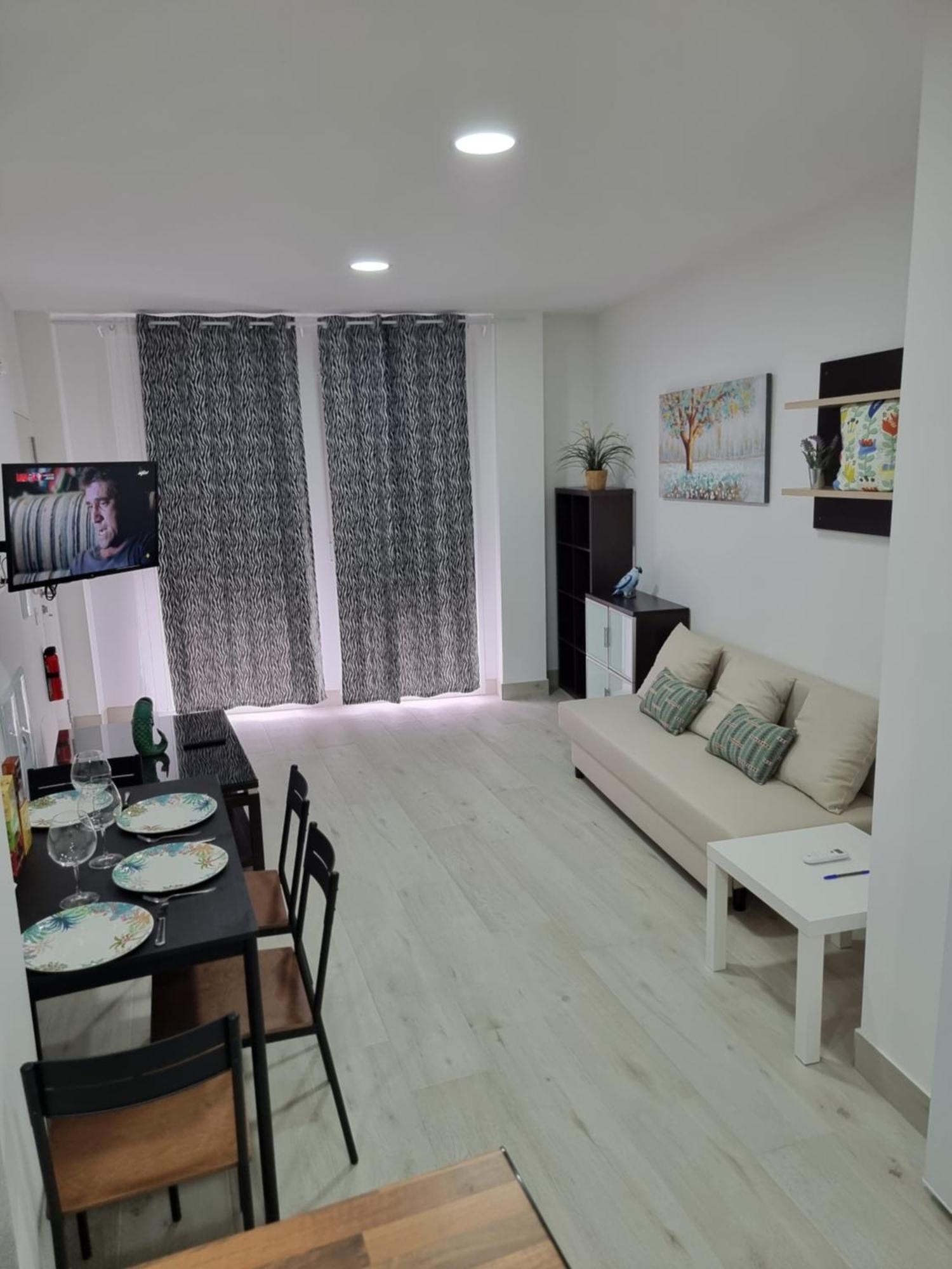 Apartamentos Zanca City Center Free Luggage Storage 马拉加 外观 照片